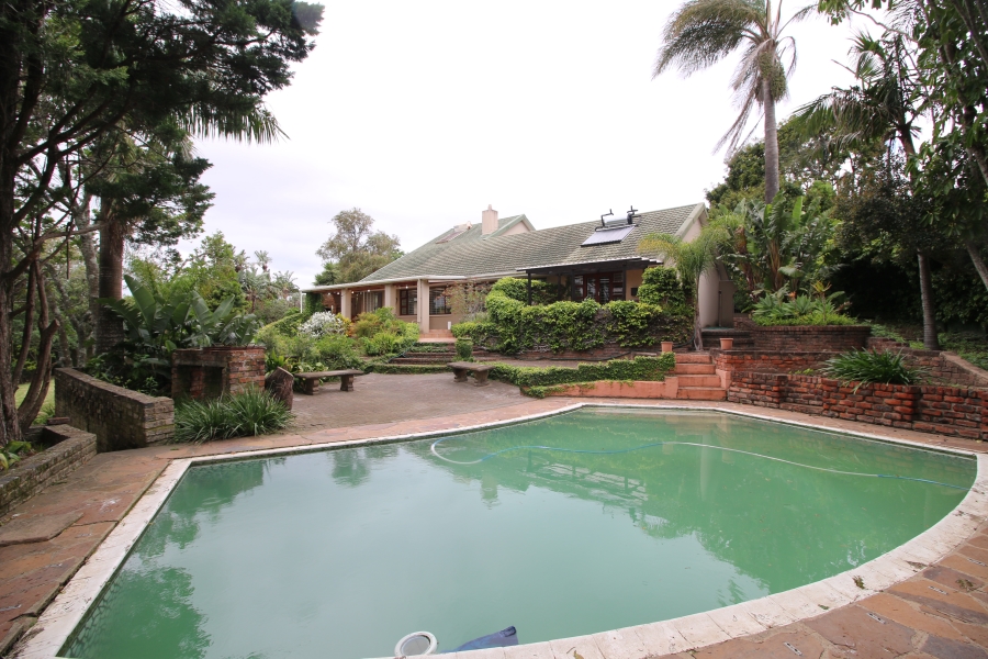 4 Bedroom Property for Sale in Beacon Bay Eastern Cape